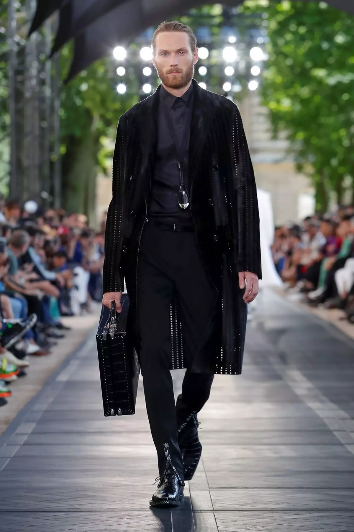 Berluti Menswear Spring/Summer 2020 Paris 27707_17