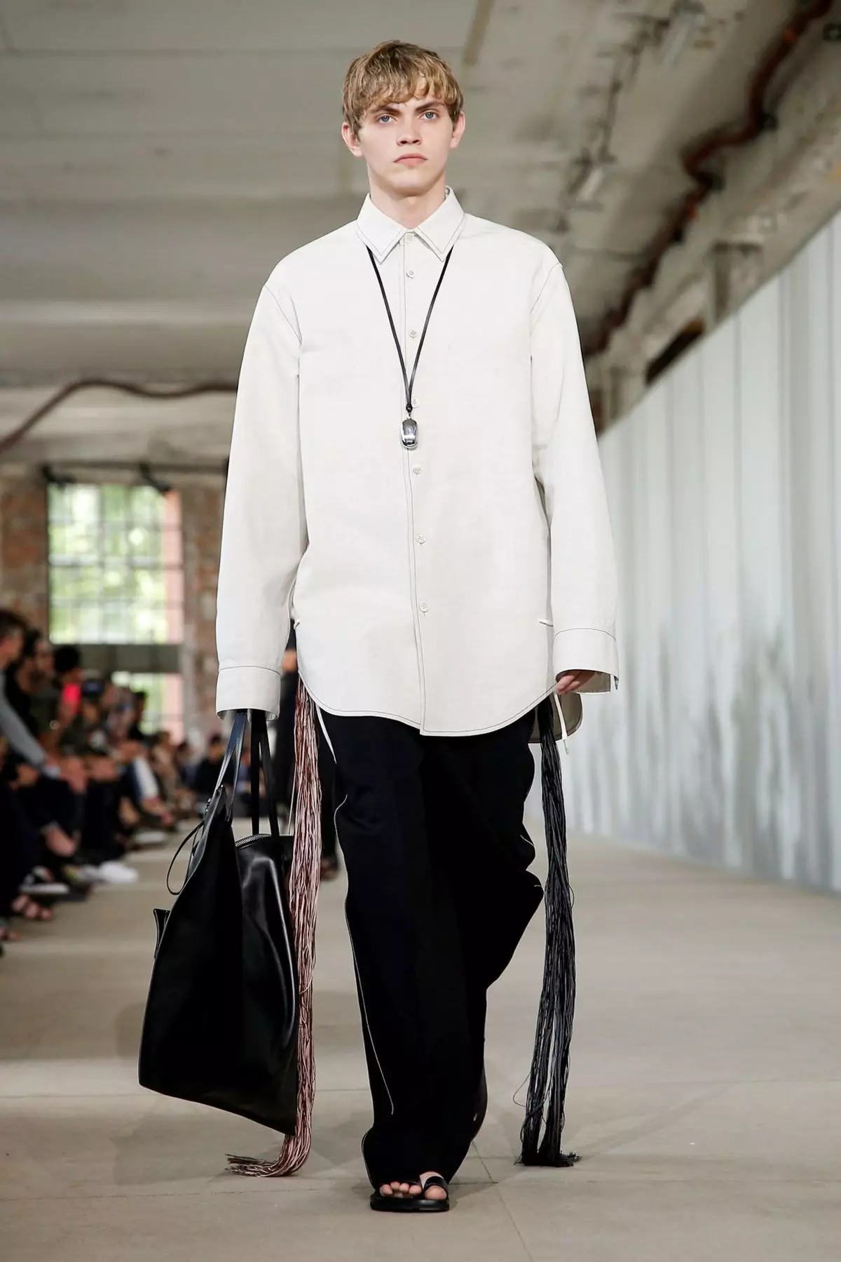 Jil Sander férfiruha 2020 tavaszi/nyári Párizsban 27785_37