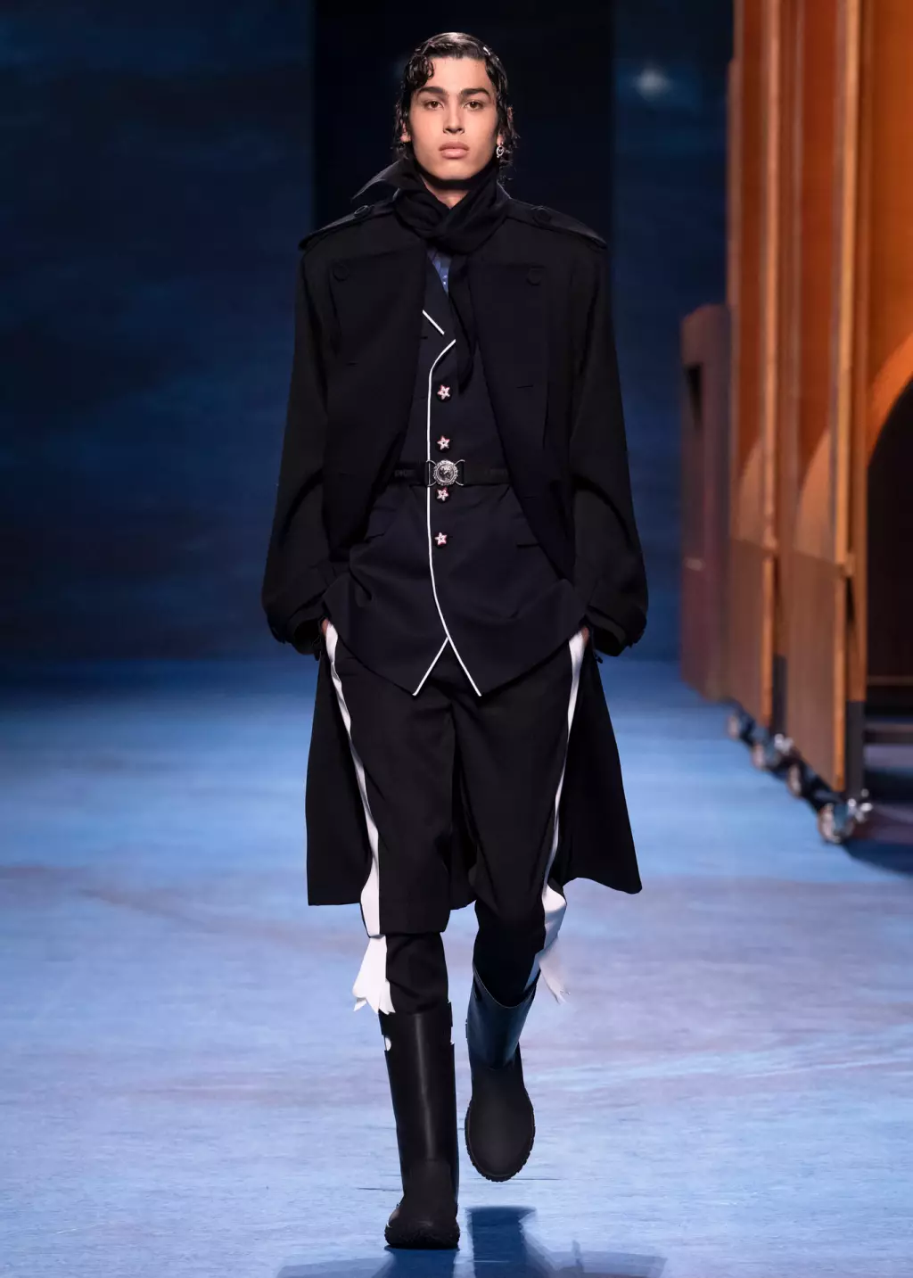 Dior Men’s Fall 2021 в Париже 2782_2