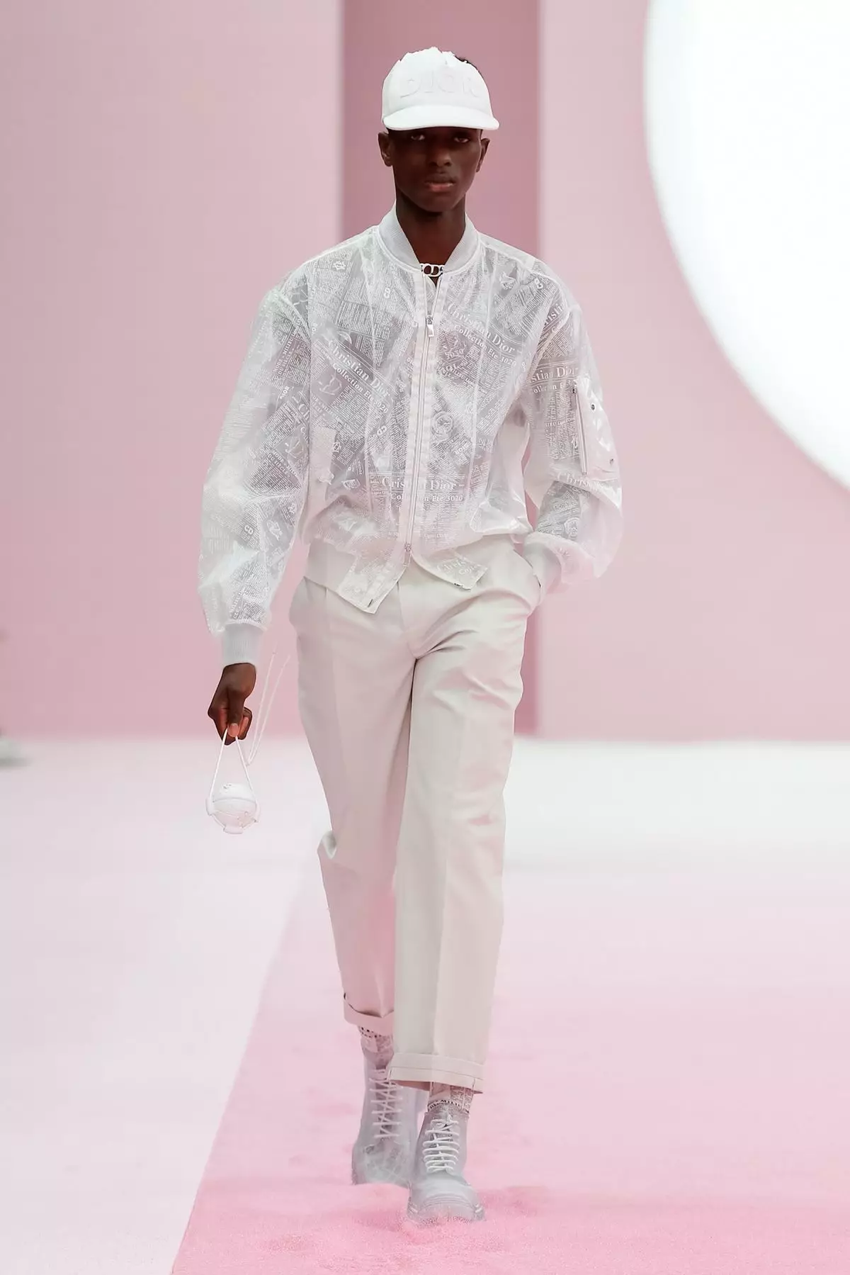 Dior Homme vår/sommer 2020 Paris 27845_34