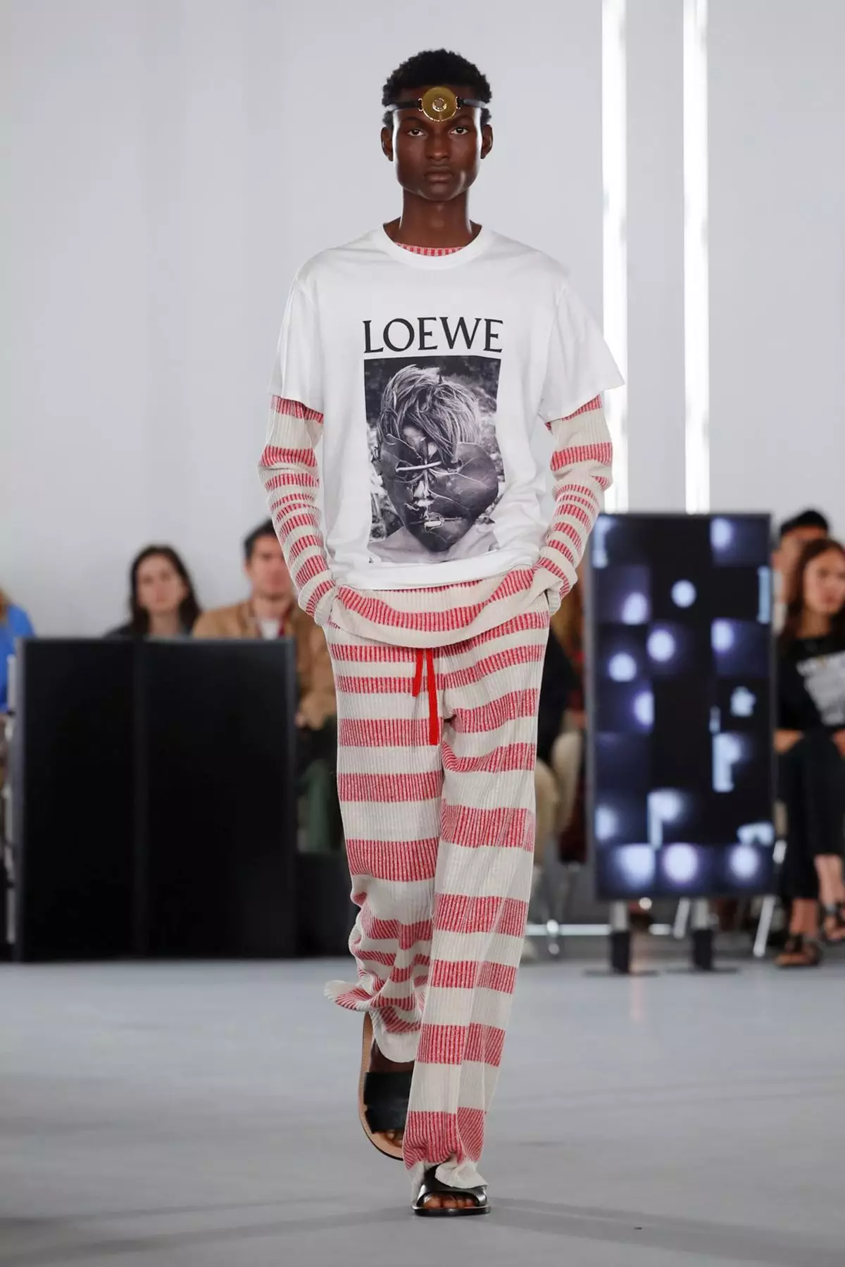 Loewe Menswear ጸደይ/በጋ 2020 ፓሪስ 27982_23