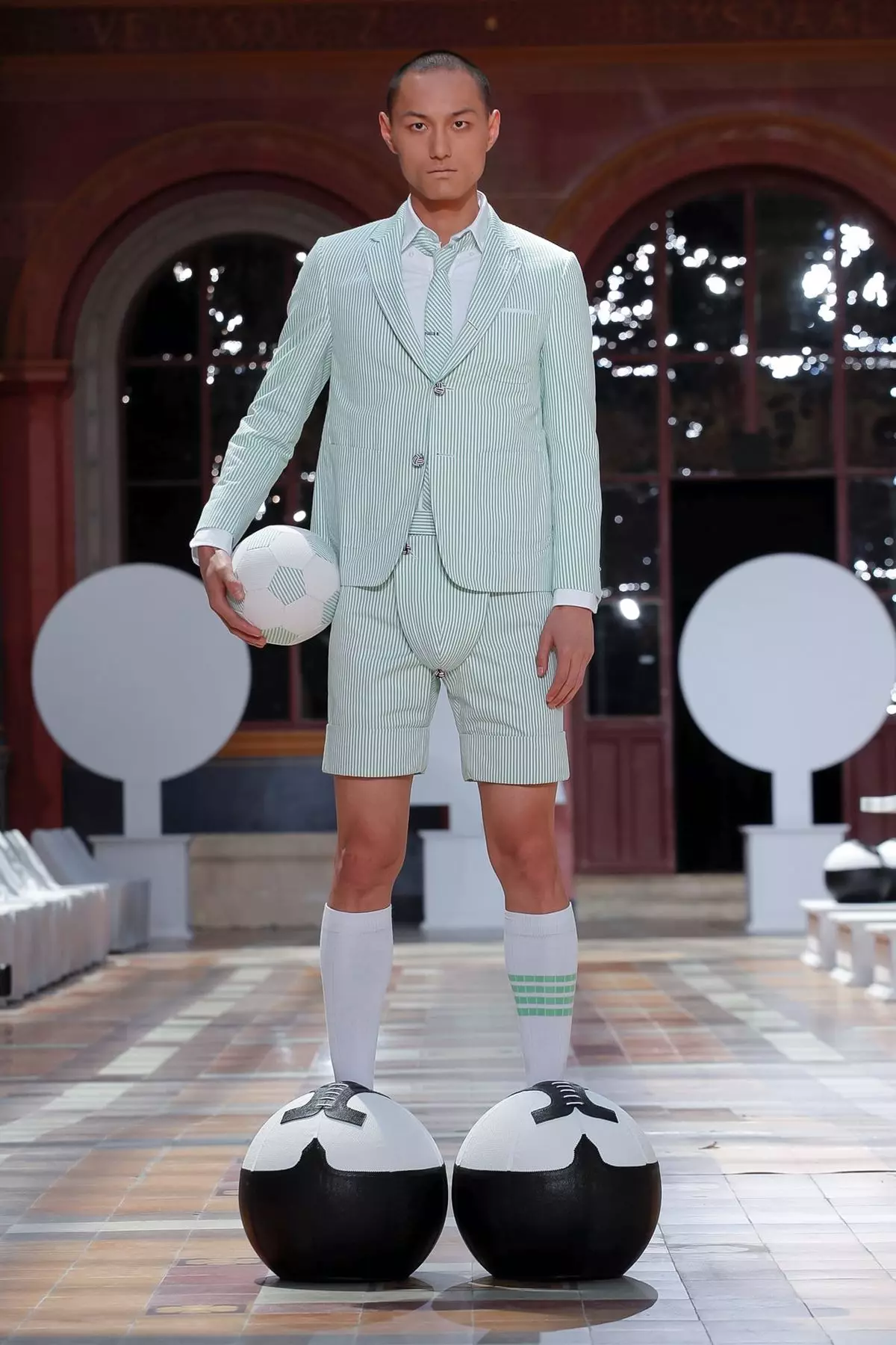 Thom Browne эрэгтэй хувцас 2020 оны хавар зуны Парис 28015_2