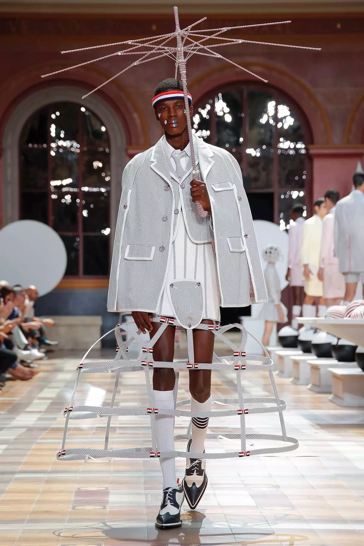 Thom Browne herrafatnaður vor/sumar 2020 París 28015_38