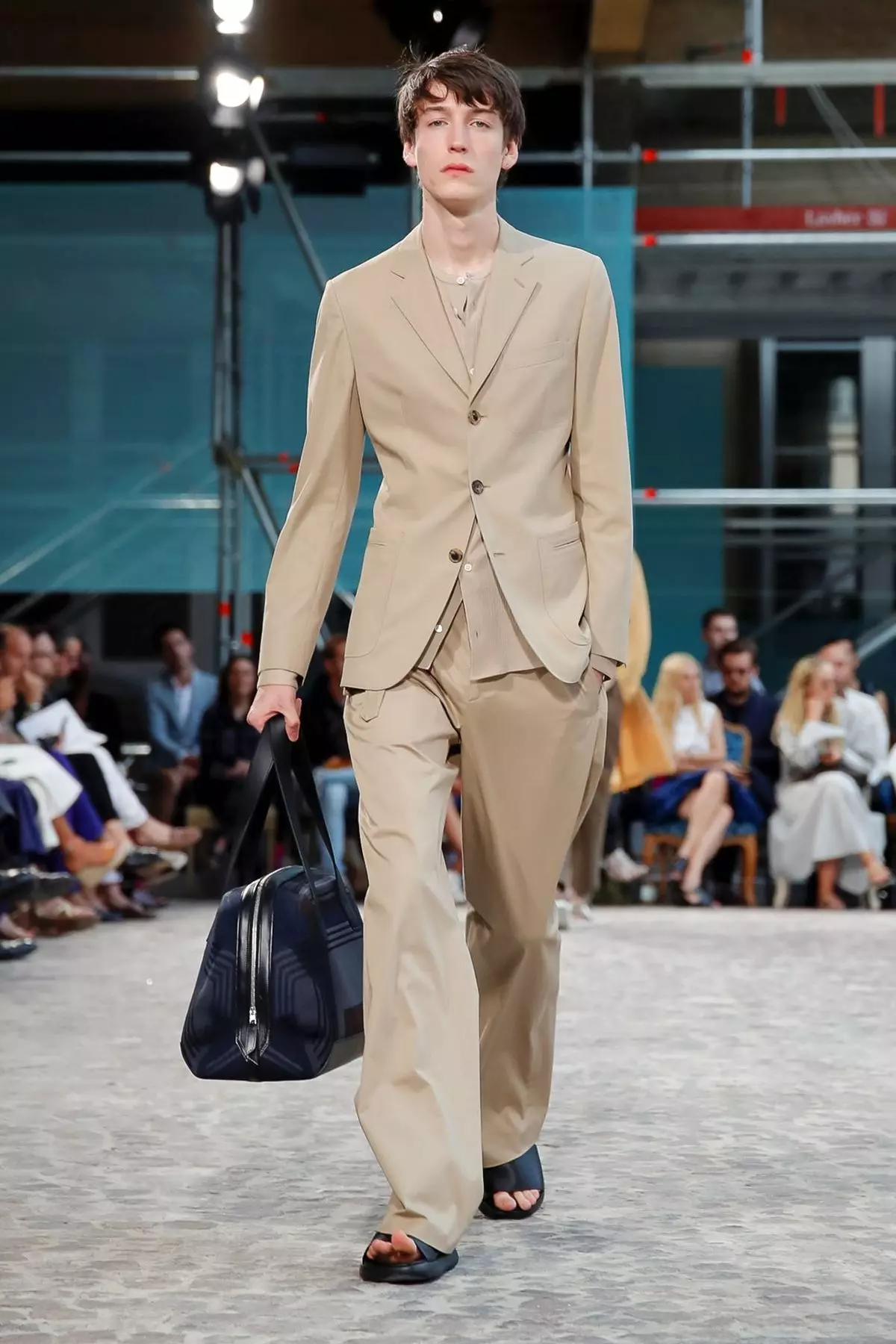 Hermès Herrafatnaður vor/sumar 2020 París 28113_17