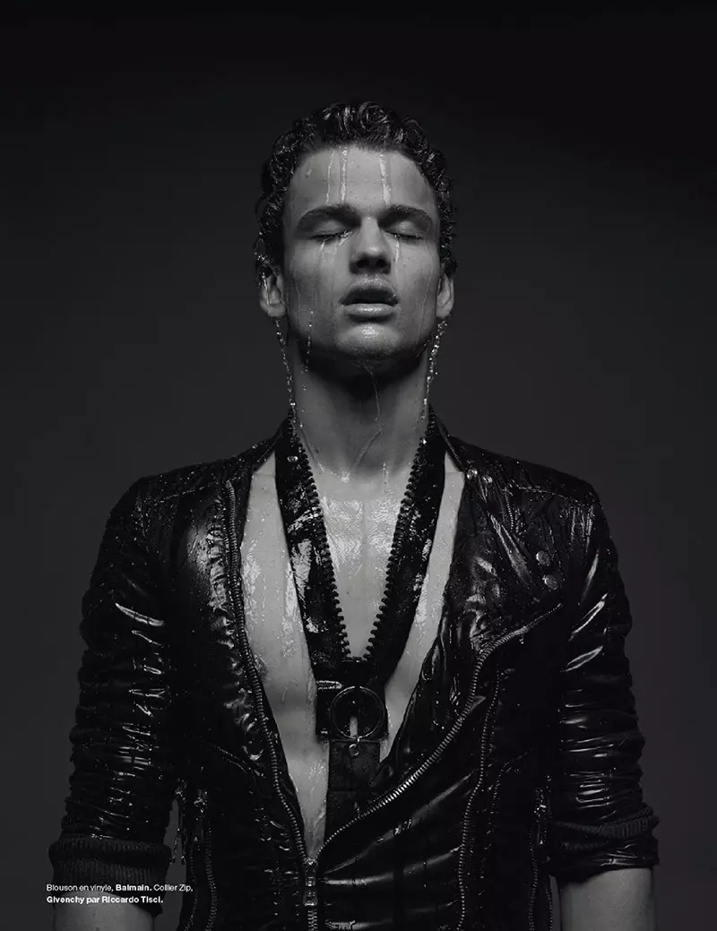 Model top Simon Nessman difoto oleh Jean-Baptiste Mondino dan ditata dengan potongan-potongan dari Lanvin, Giorgio Armani, Dsquared2, Bottega Veneta, Louis Vuitton dan banyak lagi, untuk edisi terbaru majalah Numéro Homme.