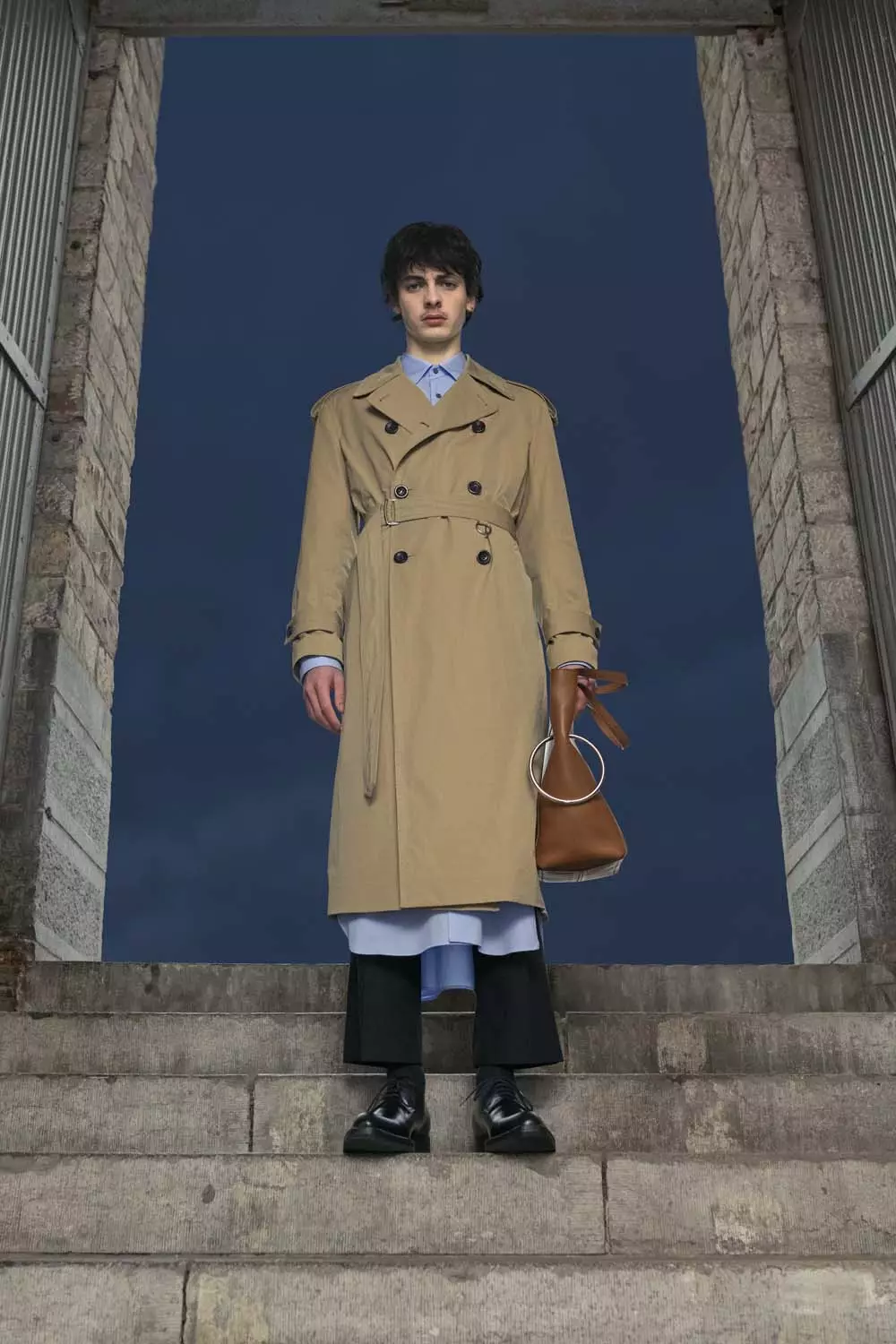 Van Noten Men's Fall 2021 Paris ကို ခြောက်သွေ့စေပါသည်။ 2816_2