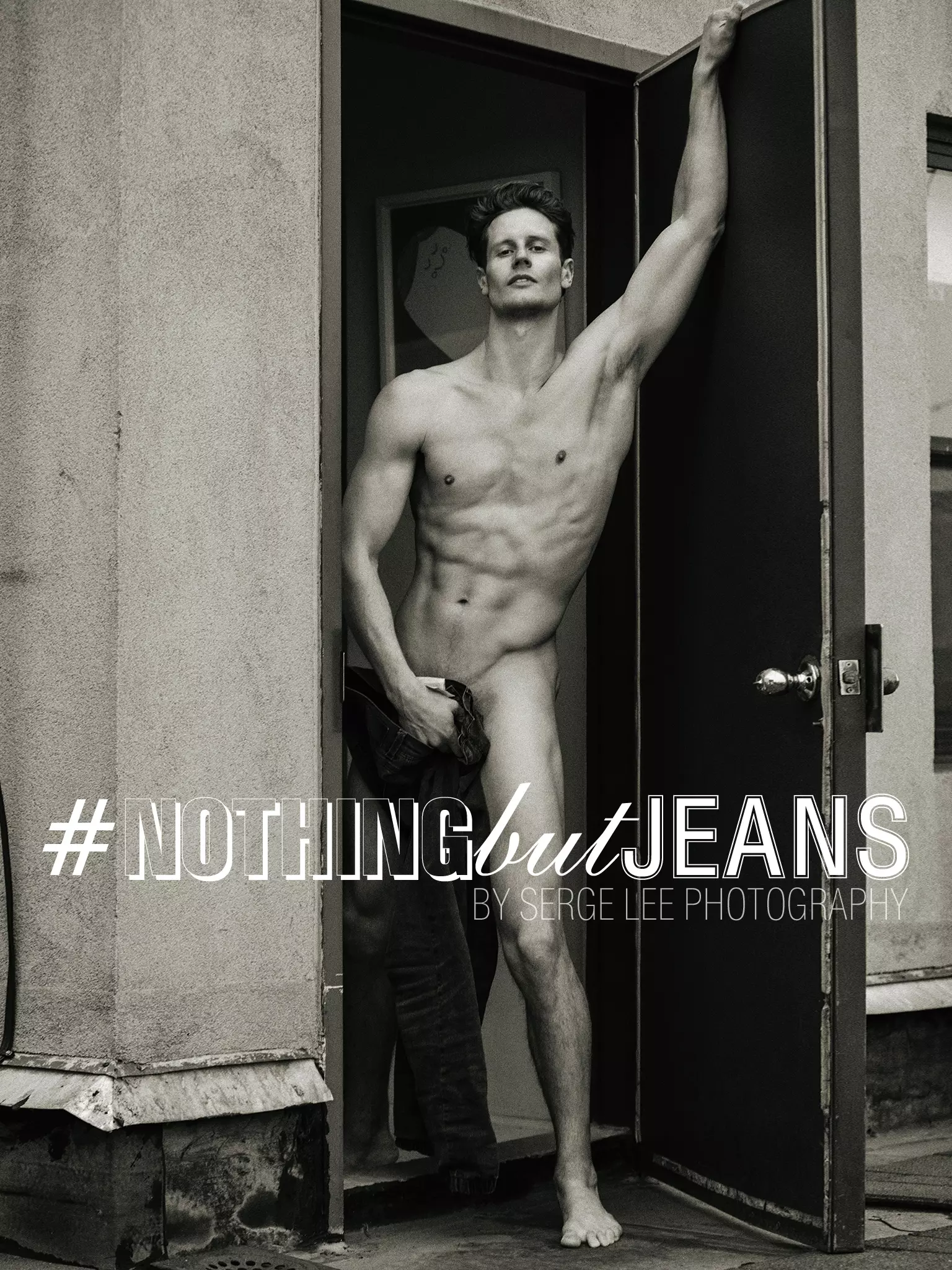 Zapanjujuće slike s modelom Wesleyjem Campbellom za lični projekat Sergea Leeja #NothingButJeans. snimljen dok je Serge bio u Njujorku prošlog januara!