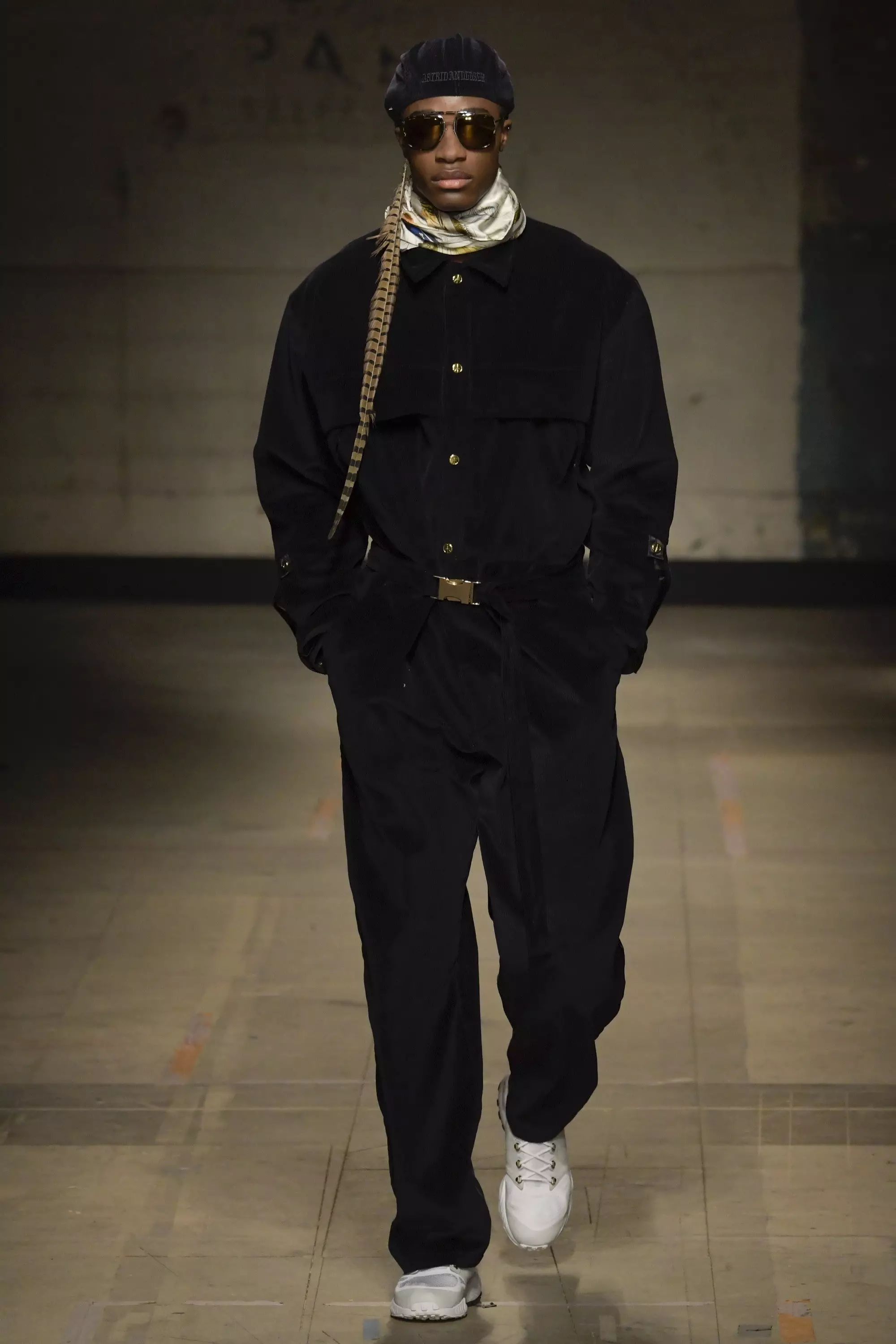 阿斯特丽德-安德森-aw17-london19