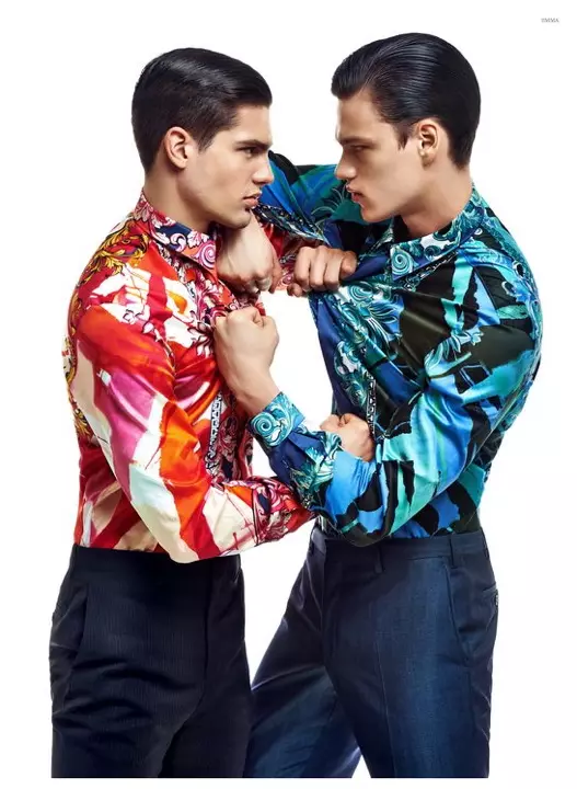 Actualment protagonitzant la campanya publicitària primavera-estiu 2015 de Versace, els models d'Exit Management Filip Hrivnak i Miroslav Cech es reuneixen per a un editorial a l'últim número de la revista Emma. Candidats naturals per modelar l'últim de Versace, la parella ofereix una actuació descarada amb els estampats i les modes campanyes de la marca italiana, per a l'objectiu del fotògraf Branislav Simoncik. / Estilisme de Dominika Svetikova. Preparació per Lukas Kimlicka.