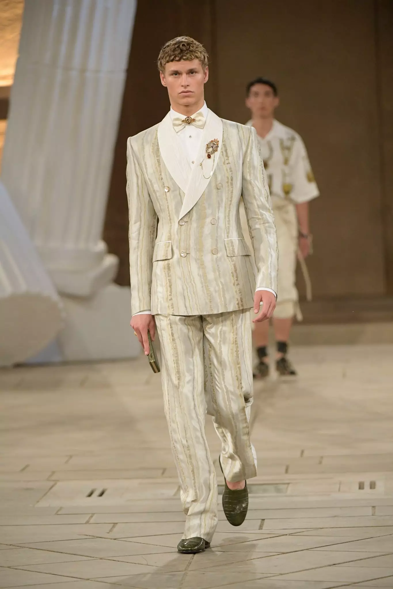 Desfile de moda masculina de Dolce & Gabbana Alta Sartoria en el Palazzo dei Gesuiti 29161_34