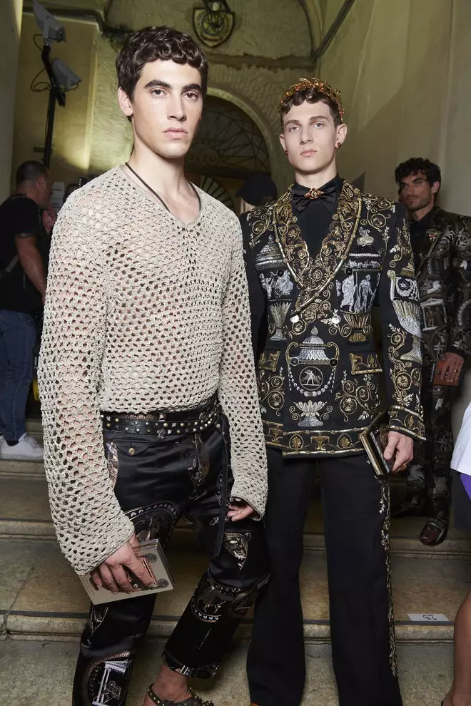 Palazzo dei Gesuiti இல் Dolce&Gabbana Alta Sartoria Menswear Show 29161_36