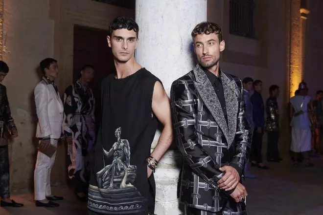 Chiwonetsero cha Dolce & Gabbana Alta Sartoria Menswear ku Palazzo dei Gesuiti 29161_44