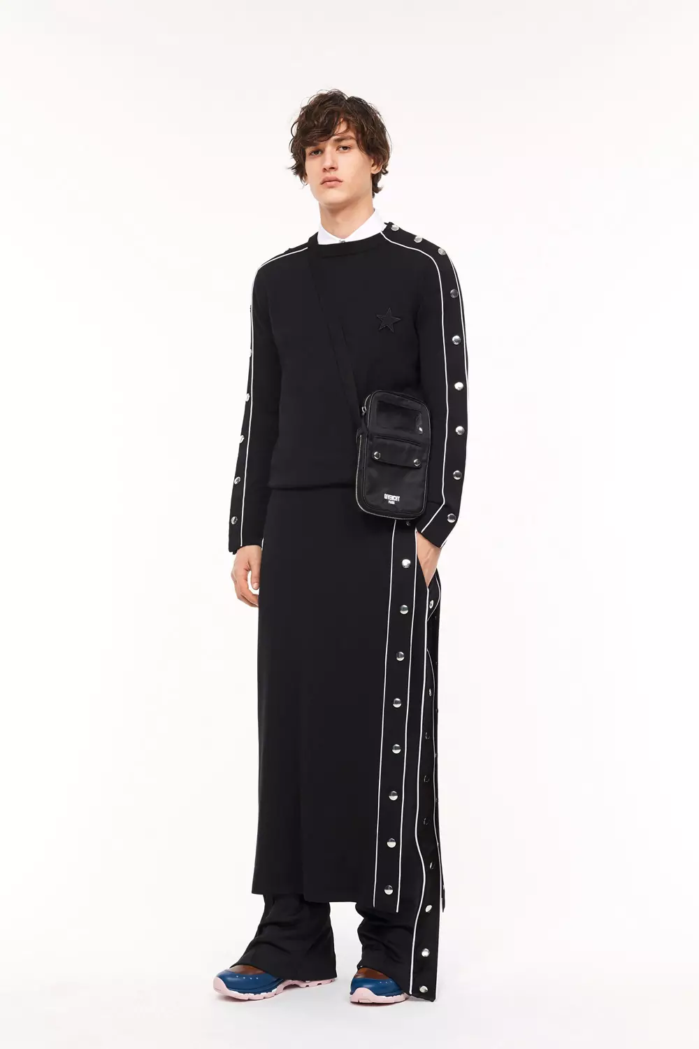 35- Givenchy-prefall-17