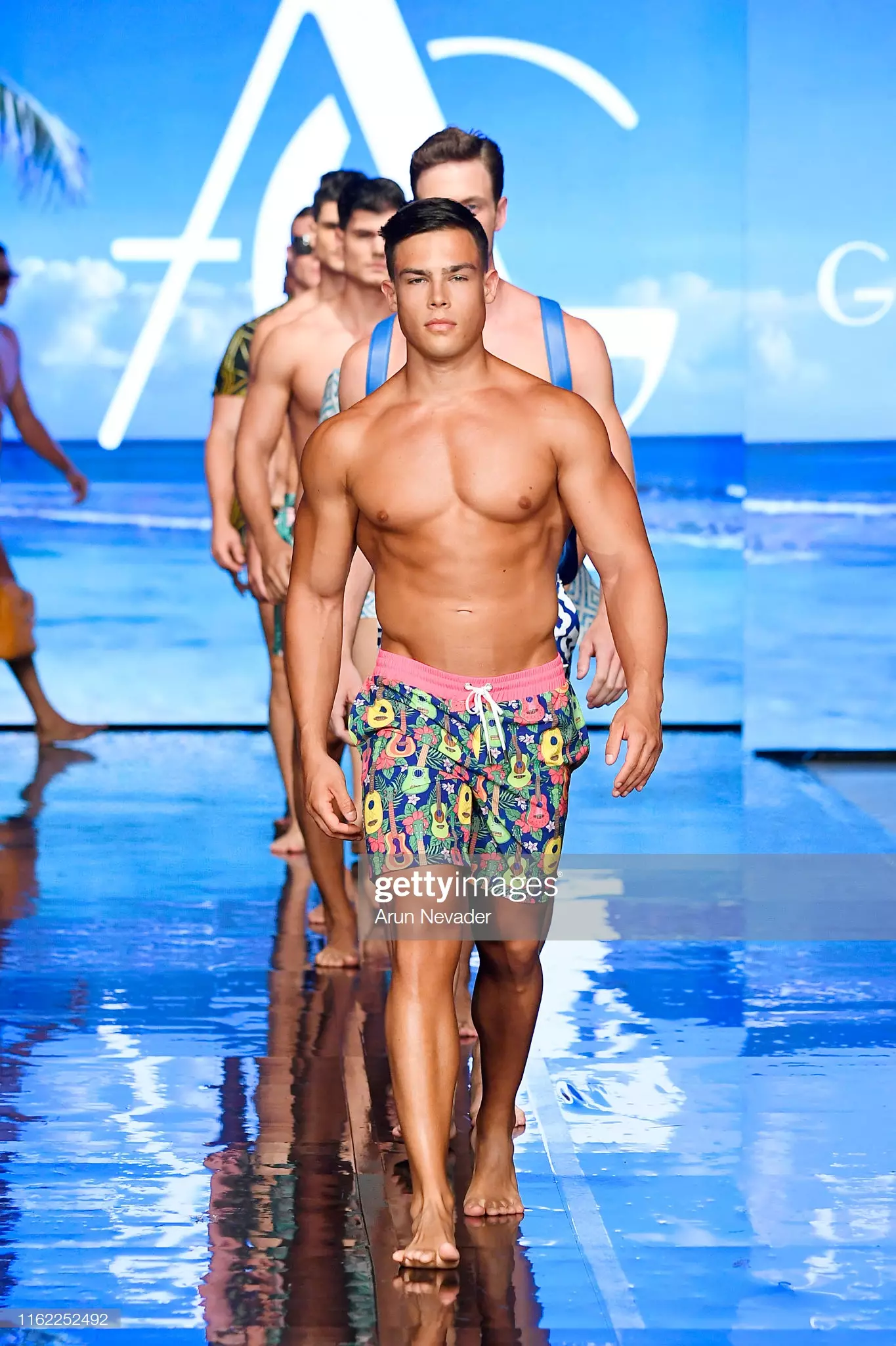 Pusat Peranginan Miami Swim Week 2020 29661_28