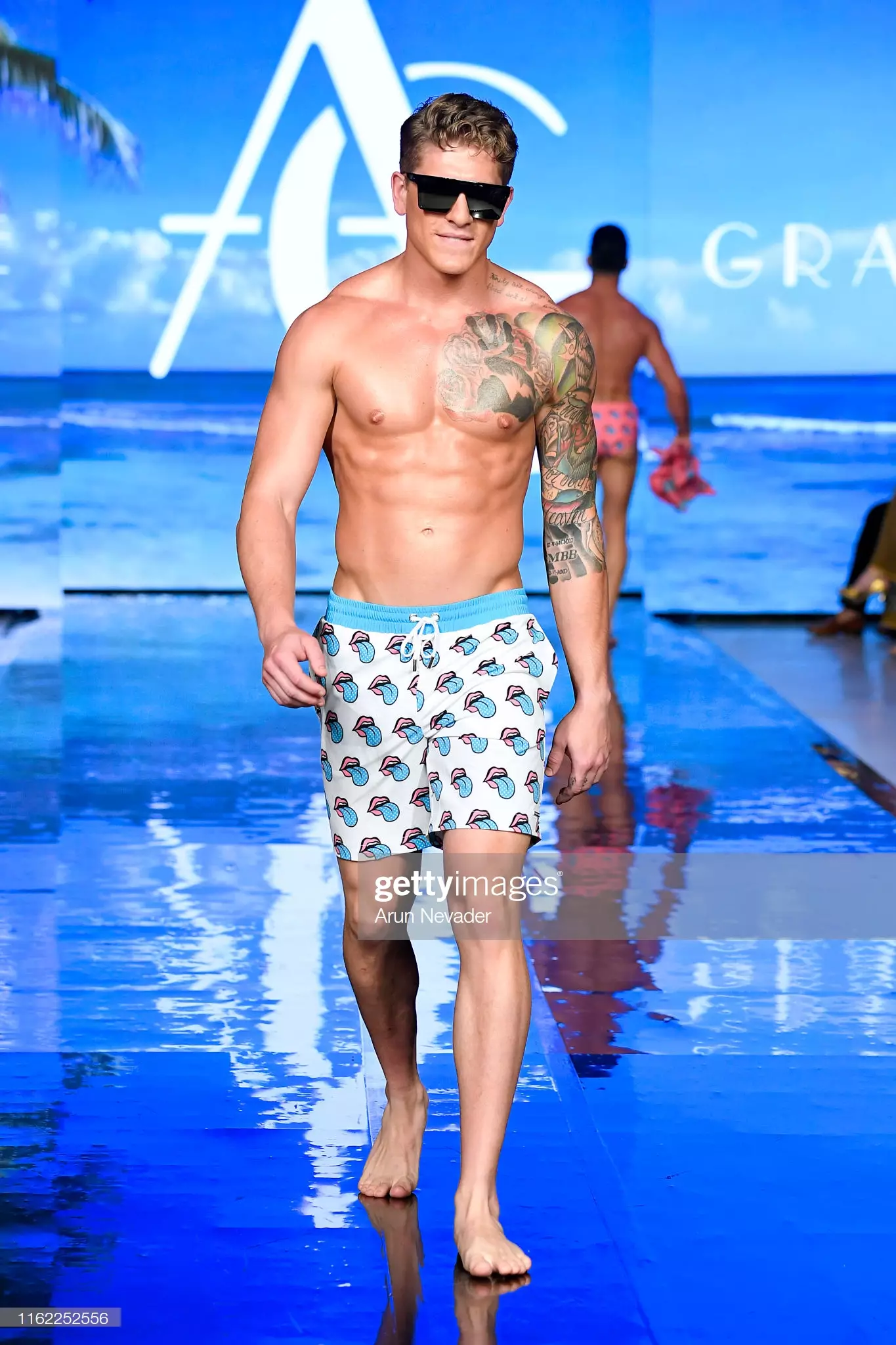 Pusat Peranginan Miami Swim Week 2020 29661_32