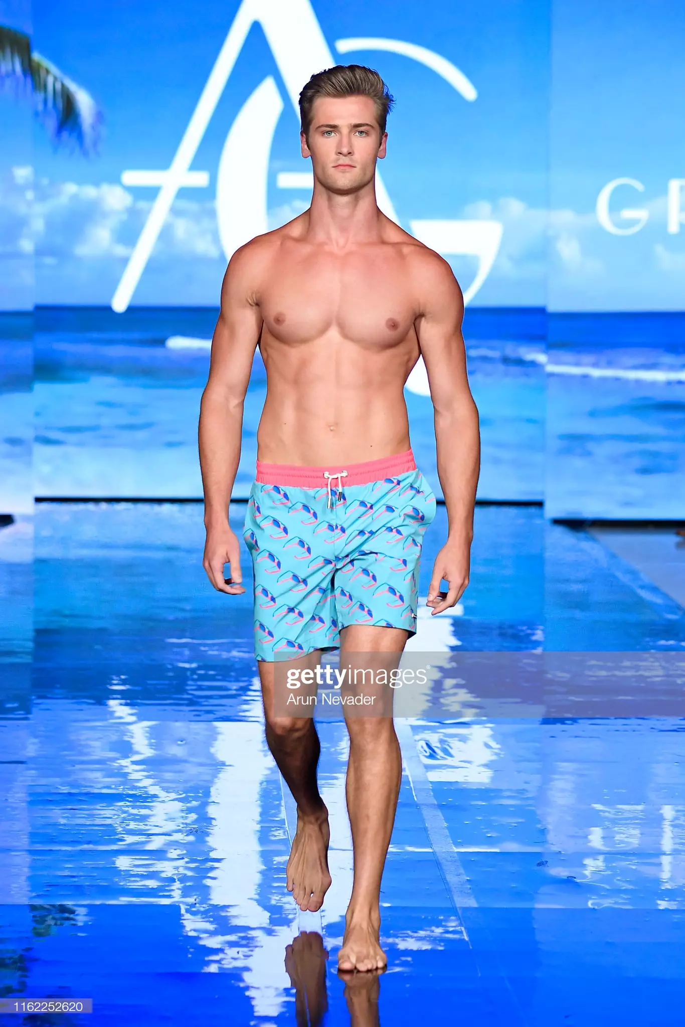 ຣີສອດ Miami Swim Week 2020 29661_40