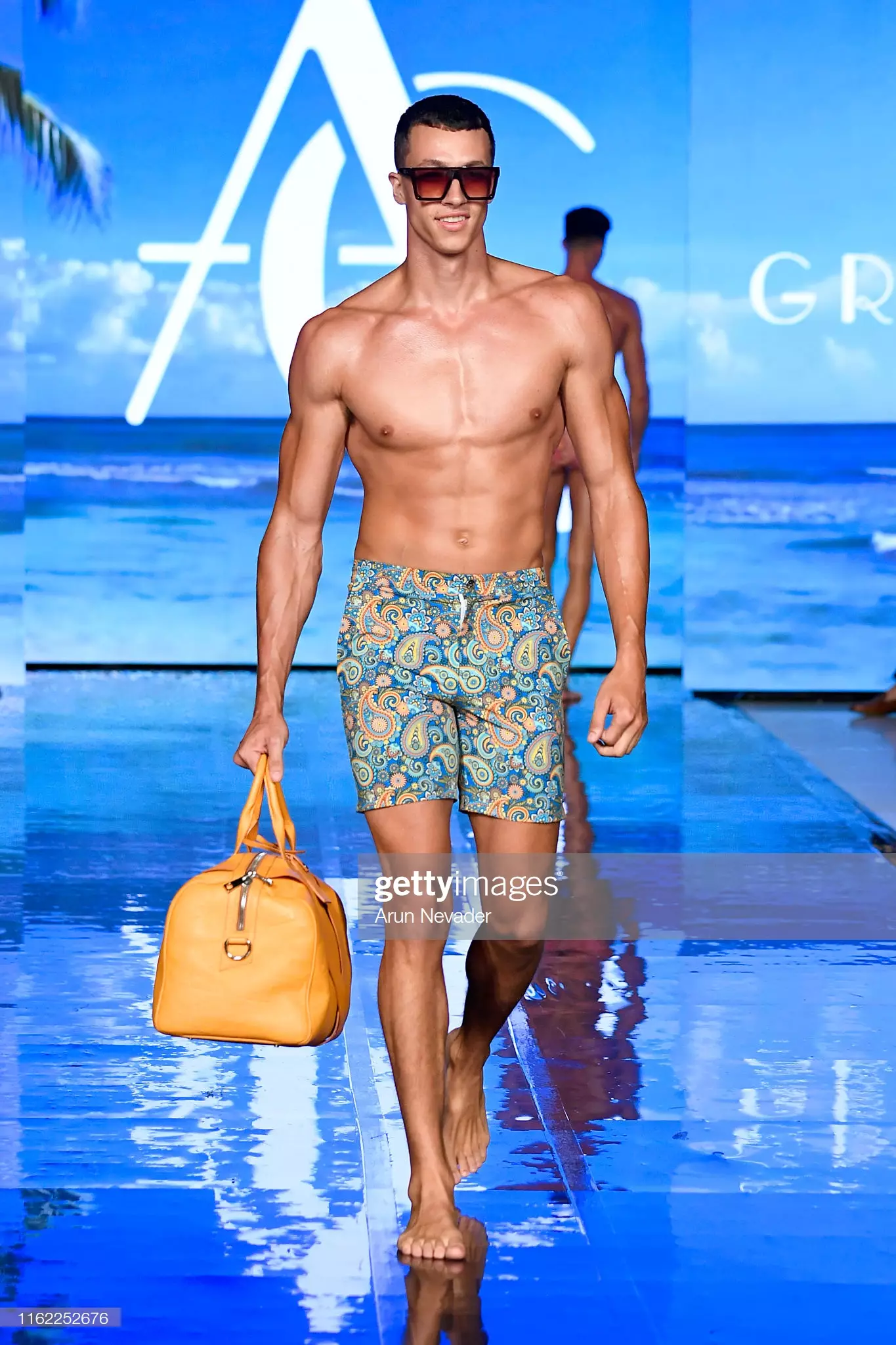 ຣີສອດ Miami Swim Week 2020 29661_45