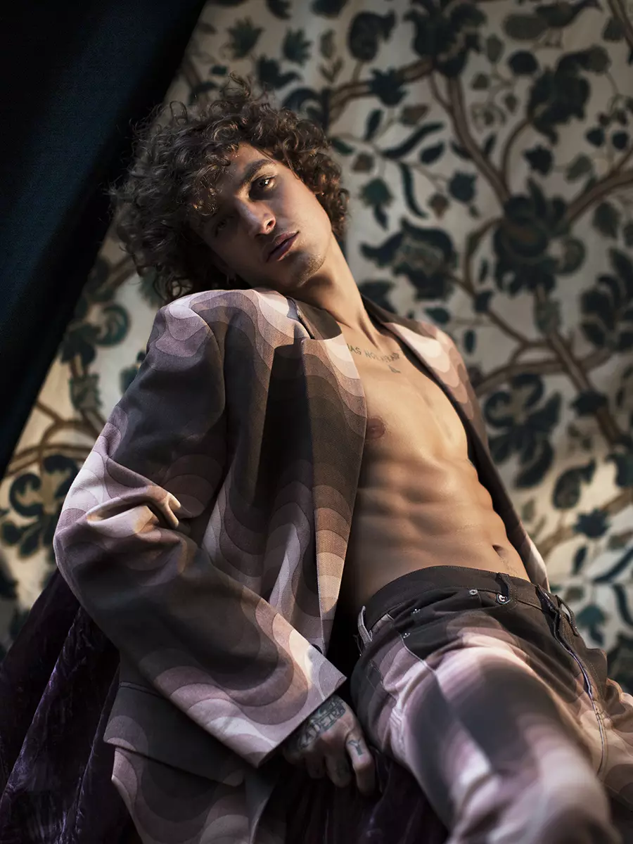 Jonathan Bellini de Karl Simone para GQ Brasil, xullo de 2019