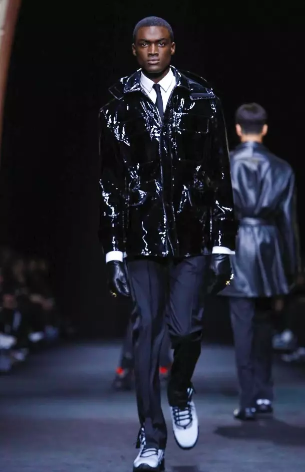 versace-erkek giyim-sonbahar-kış-2017-milan1