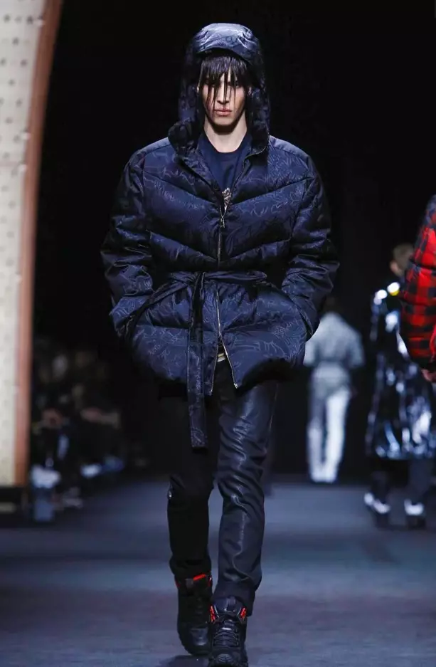 versace-menswear-lub caij nplooj zeeg-lub caij ntuj no-2017-milan14