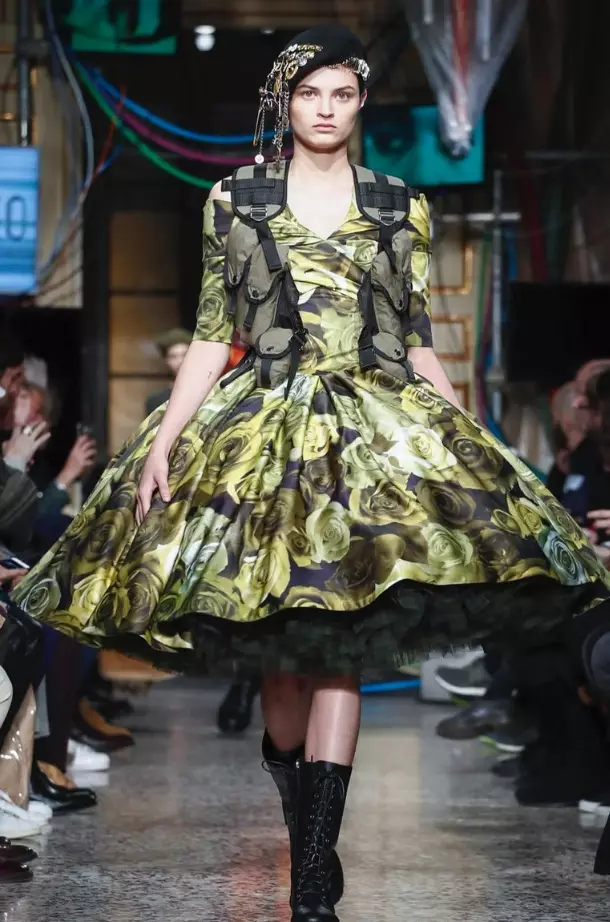 moschino-veshje për meshkuj-para-vjeshtë-vjeshtë-dimër-2017-milan33