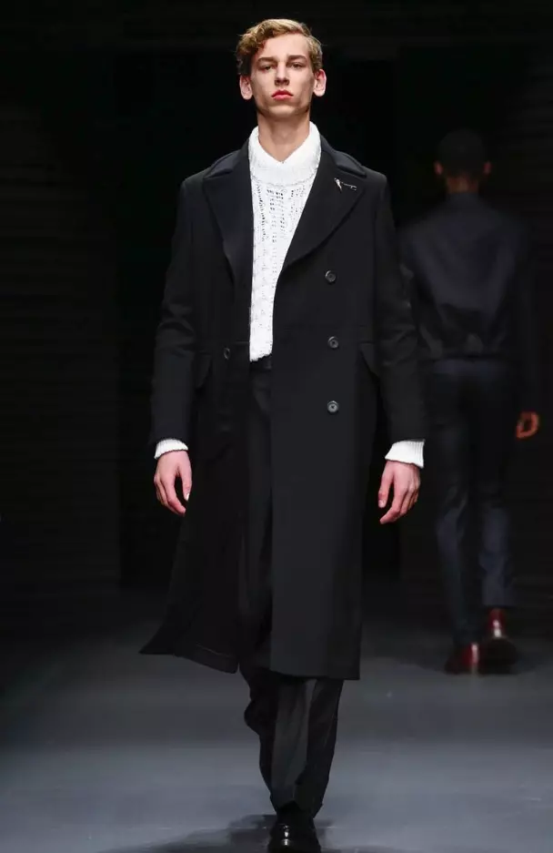 salvatore-ferragamo-menswear-lub caij nplooj zeeg-lub caij ntuj no-2017-milan39