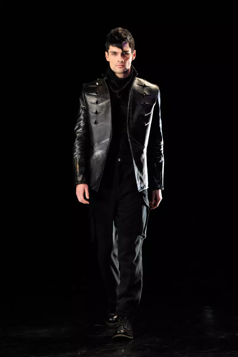 AsherLevine_FallWinter2013_16