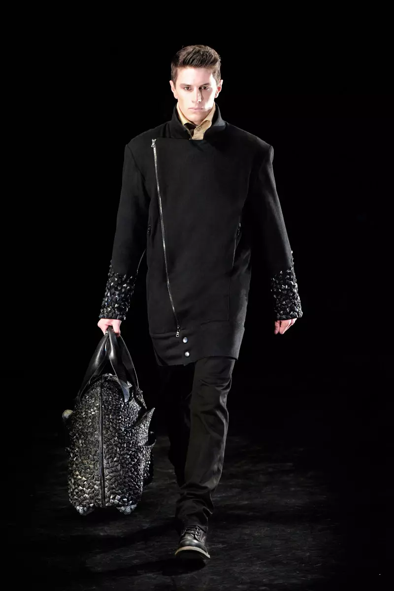 AsherLevine_FallWinter2013_6