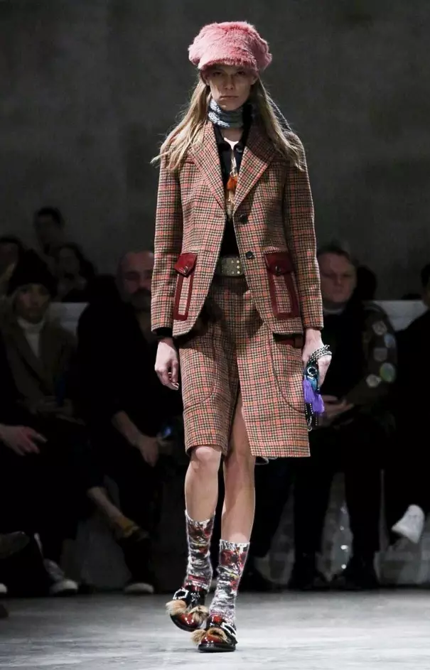 prada-gizonezko arropa-udazken-negua-2017-milan6