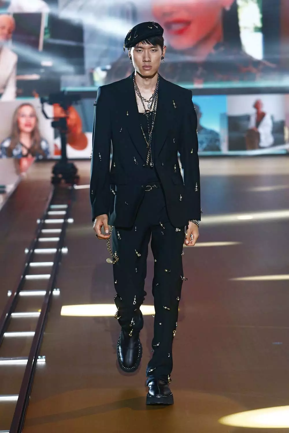 Uwe nwoke nke Dolce & Gabbana Fall/Winter 2021 3106_105