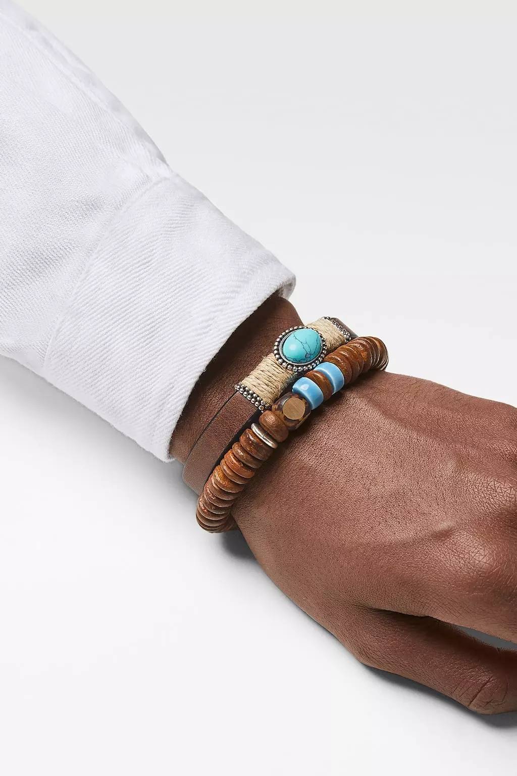 4 Essential Spring Accessories Online for Men 310_10