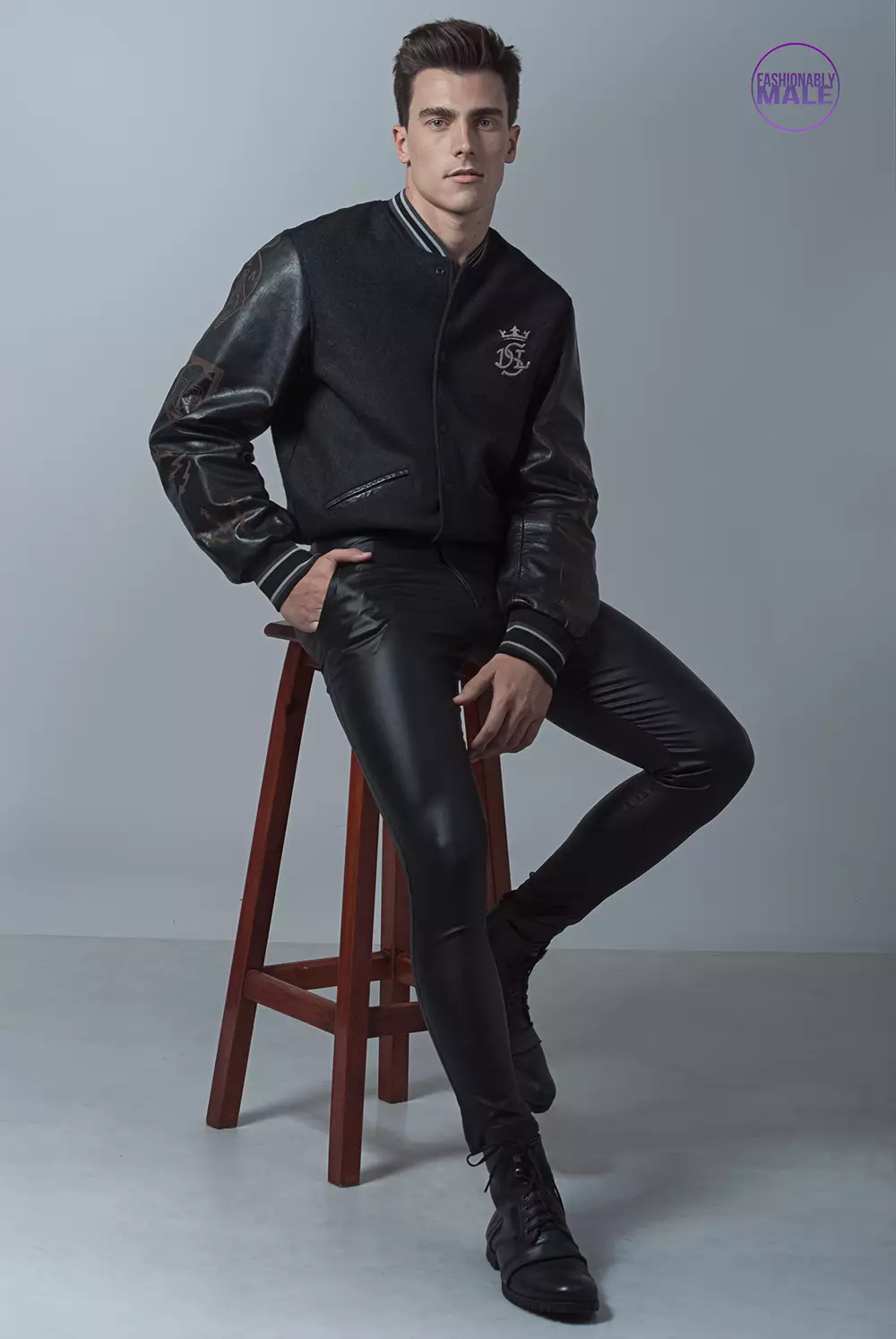 Tomas dening Jo Herrera kanggo Fashionably Male11