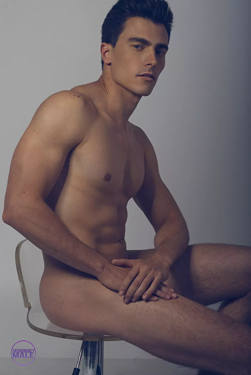 Tomas deur Jo Herrera vir Fashionably Male17