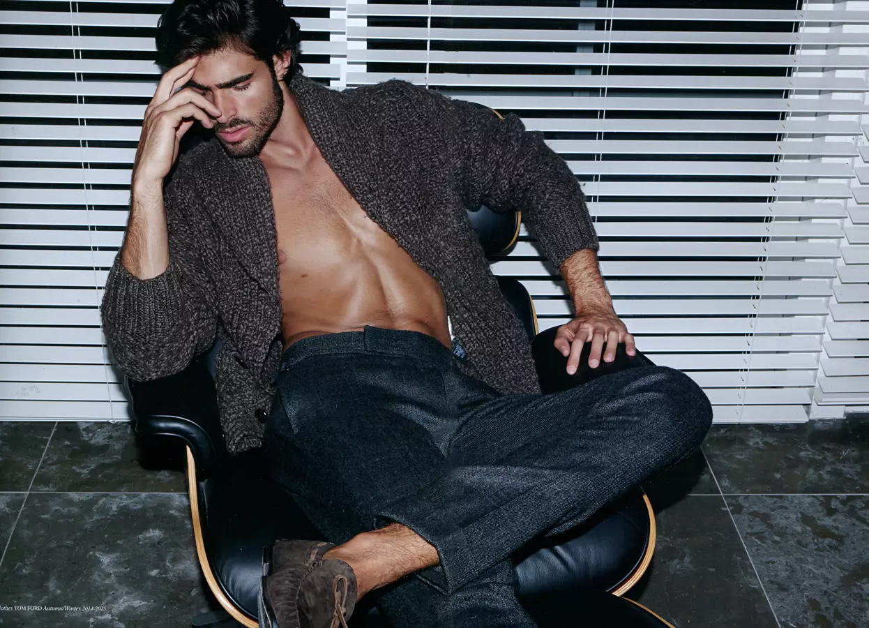 Juan Betancourt gan Milan Vukmirovic yn Fashion for Men # 04.