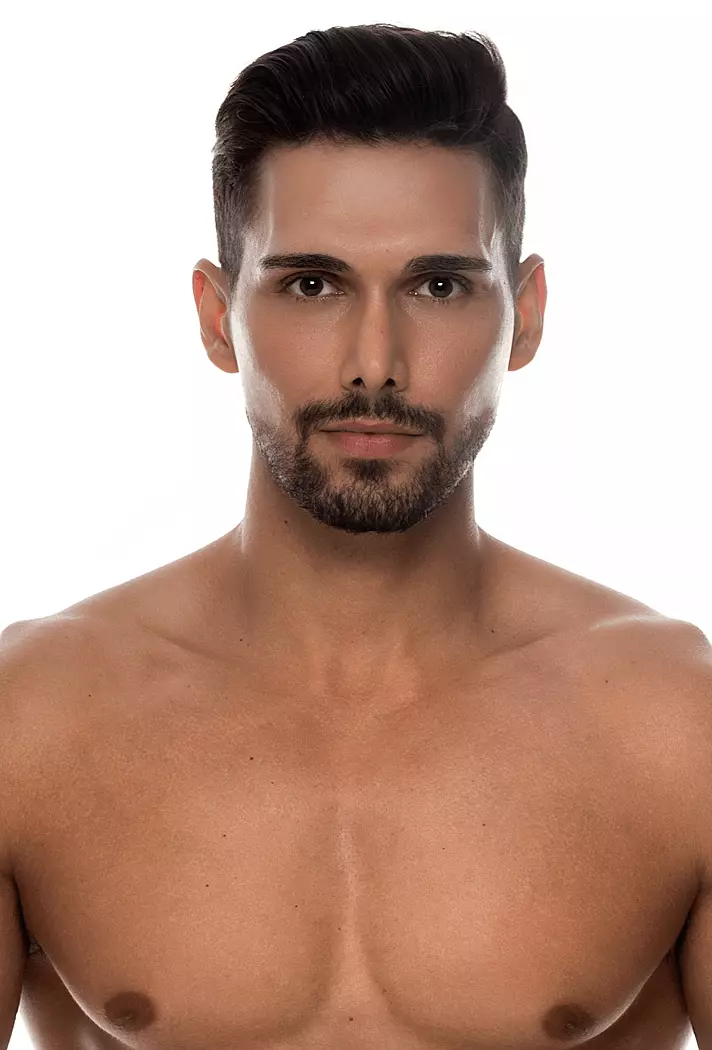 Datang untuk bertemu model pria seksi Brasil baru Jair Netto dalam fotografi oleh Thiago Lanham