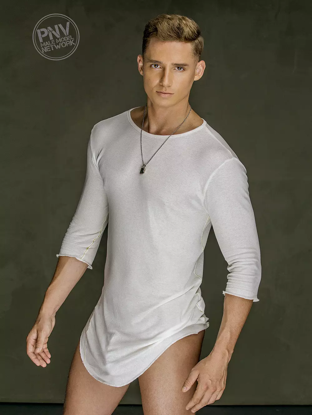 Ryan MacGregor por David Vance para PnV Network