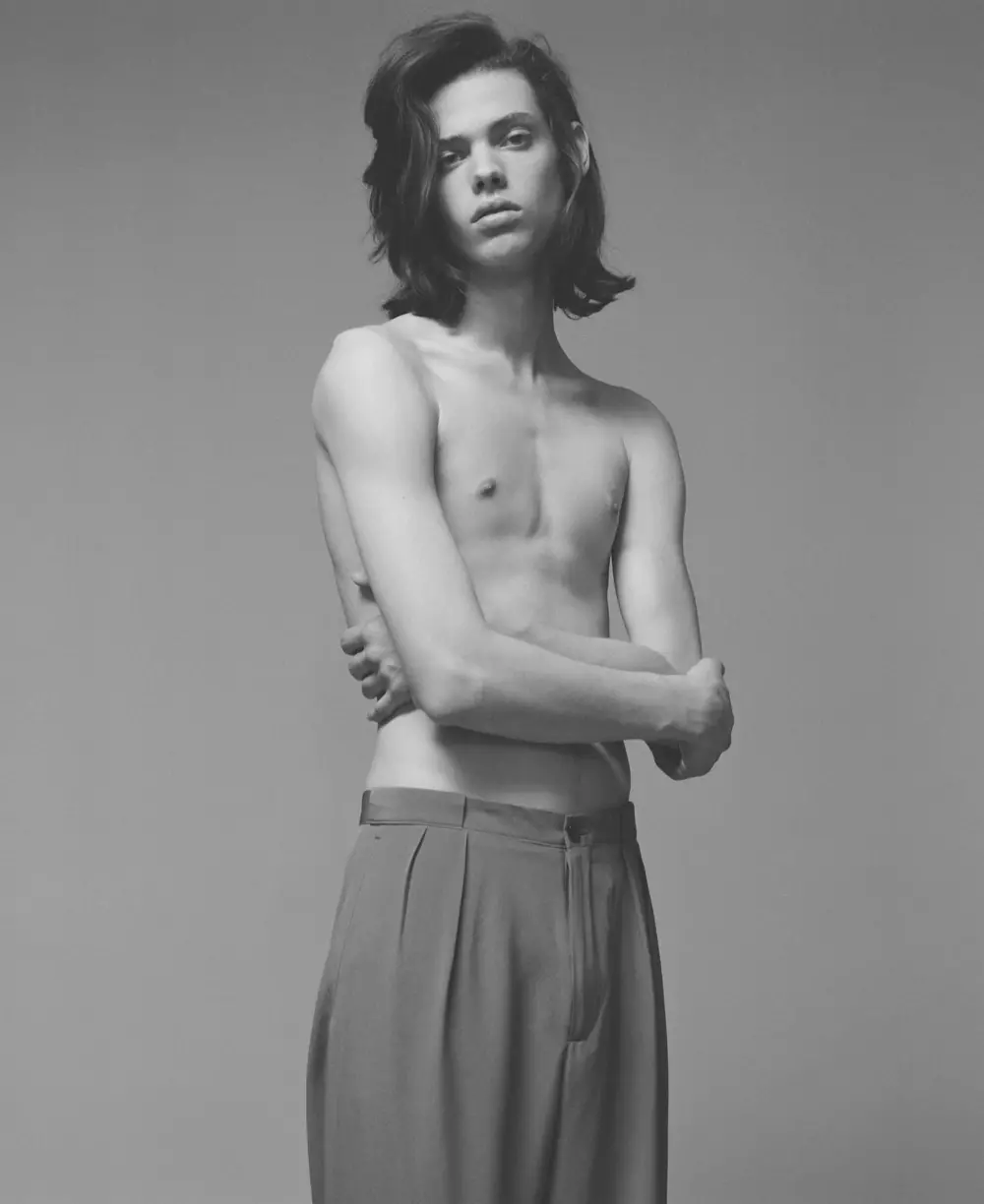 Živim sam s modelom Erin Mommsen @Re:quest, snimili Maurizio Bavutti @ChrisBoals i modni urednik Matthew Marden