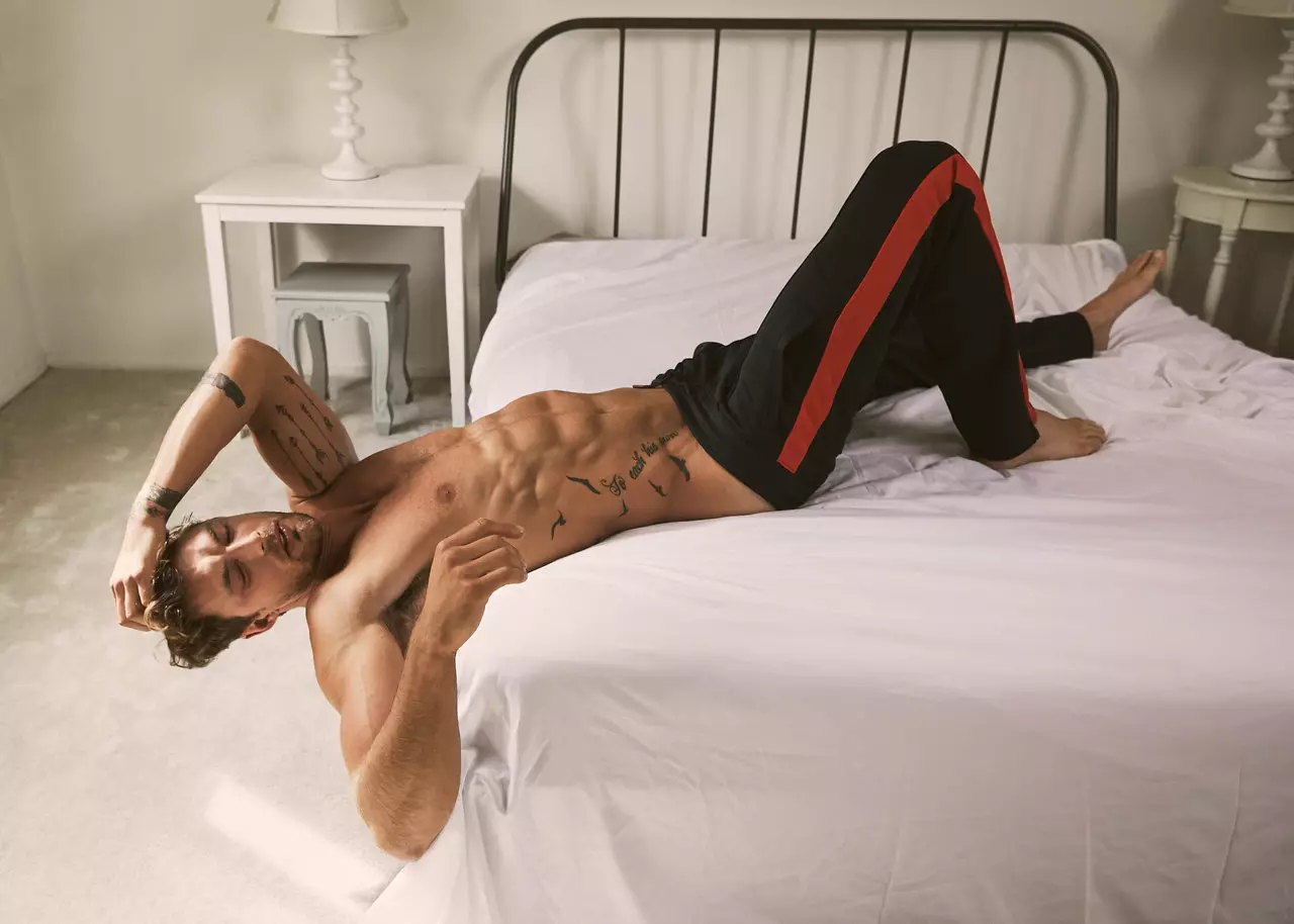 Christian Hogue-k Henry Wu-k Men's Health Serbiarako