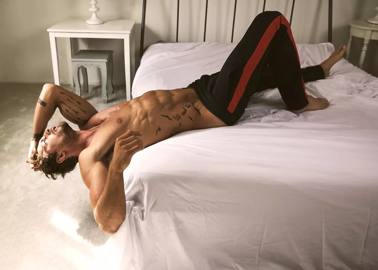 Christian Hogue від Генрі Ву для Men's Health Serbia