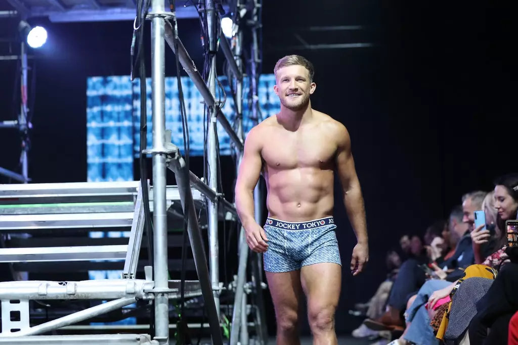 Lihat Atlet yang memodelkan Jockey Underwear di Zealand Fashion Week 2019 31952_9