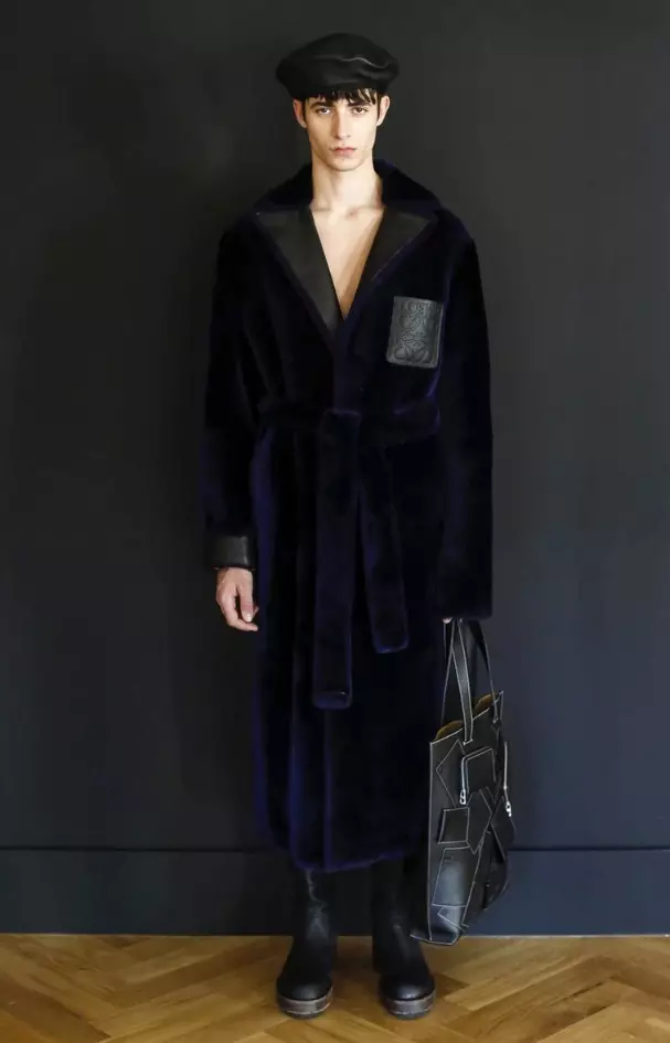 loewe-menwear-fall-winter-2017-paris3