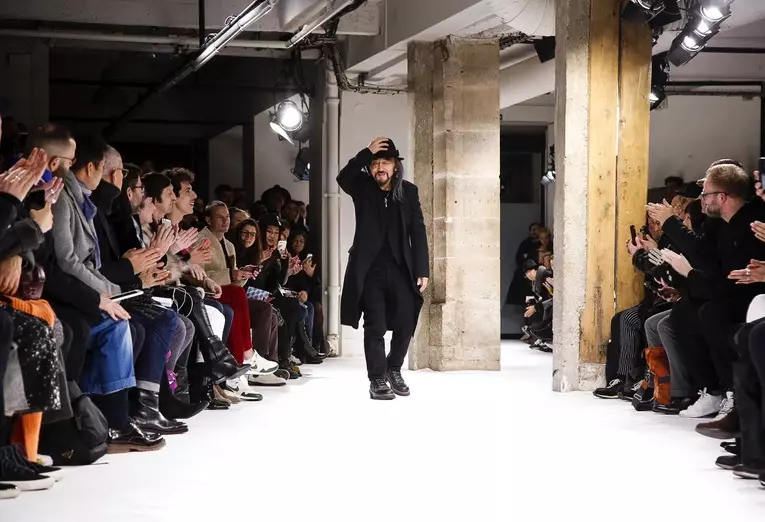 yohji-yamamoto-տղամարդկանց հագուստ-աշուն-ձմեռ-2017-paris16