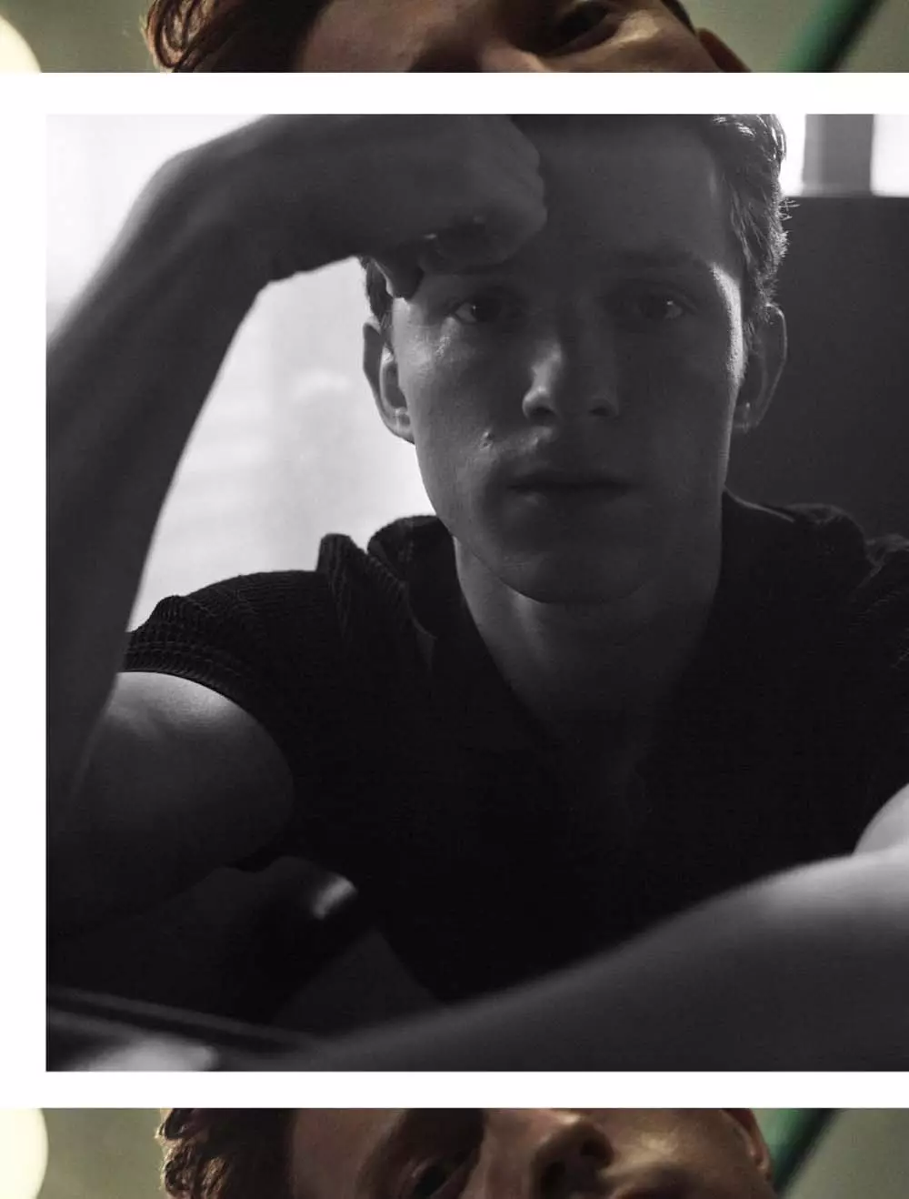 Tom Holland mo US Esquire Mati 2021 Fa'atonu