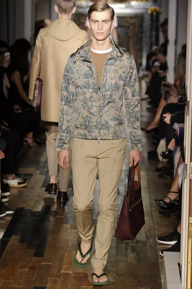 Valentino-баҳор-тобистон-2014-маҷмӯаи-0026