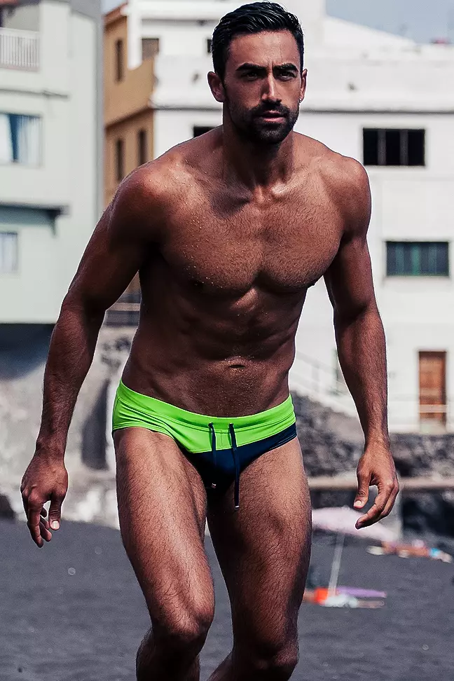 Poto: Adrian C. Martin (https://www.facebook.com/projectonestudio) Swimwear: BWET (www.bwet.com) model: Sergio Del Pino & Carlos Hernandez lokasi: Tenerife, Kapuloan Canary