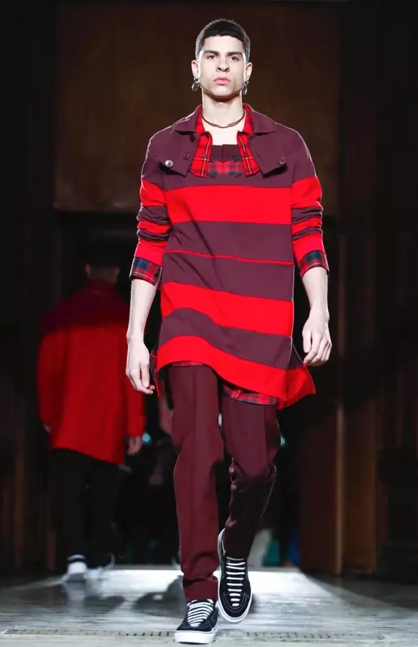 givenchy-menswear-fall-mariha-2017-paris14