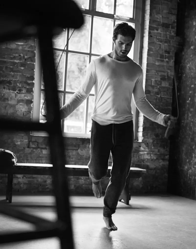 Jamie Dornan por Alex Bramall