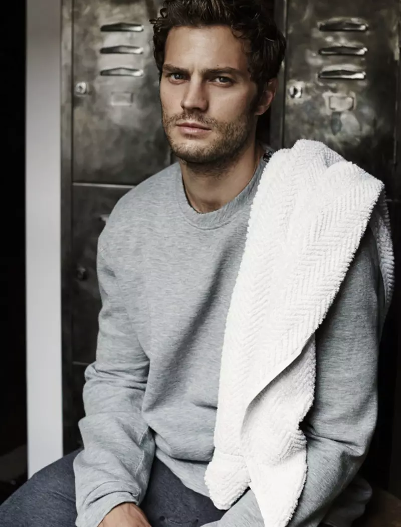 Jamie Dornan waxaa qoray Alex Bramall