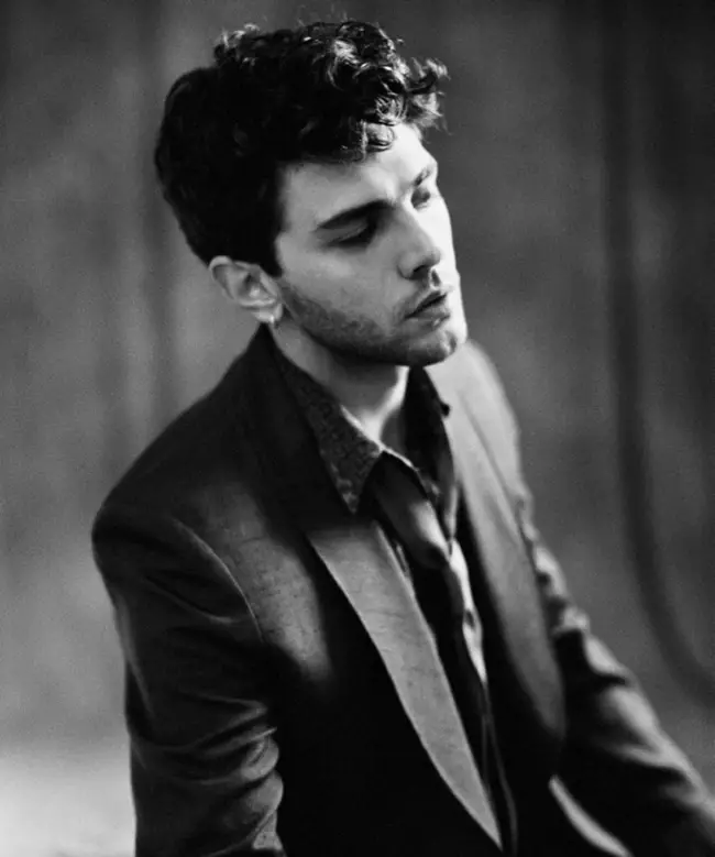 Xavier Dolan wolemba Shayne Laverdière wochokera ku Essential Homme