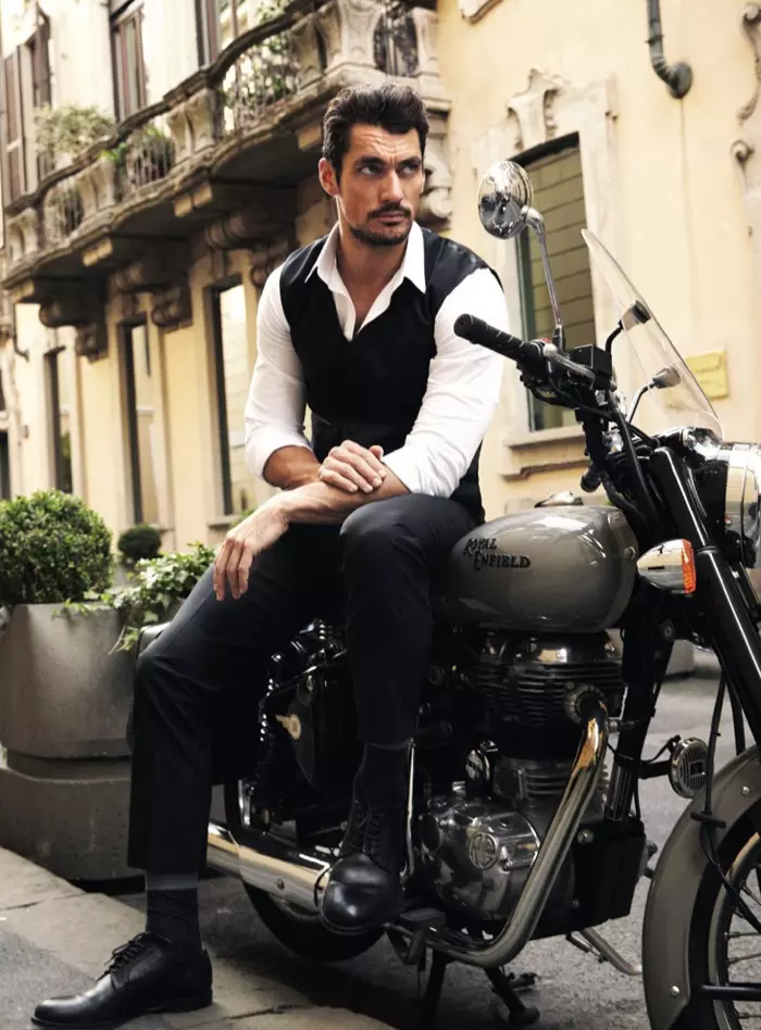 700 x 948xdavid-gandy-0003.jpg.pagespeed.ic.G_7PXEYAgX